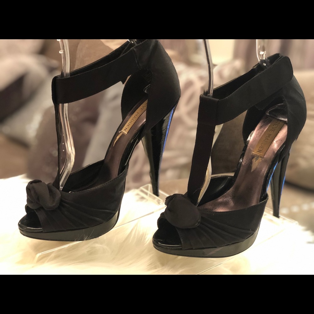 STEVE MADDEN P-Farah Peep Toe Platforms